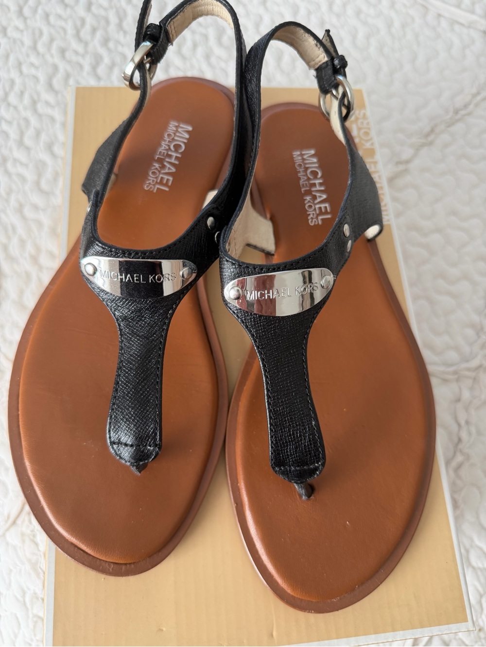 Michael Kors Black and Brown Leather T-Strap Thong Sandals